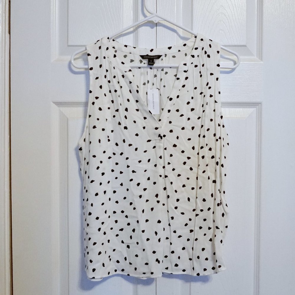 Banana Republic: Sleeveless Polka Dot Blouse